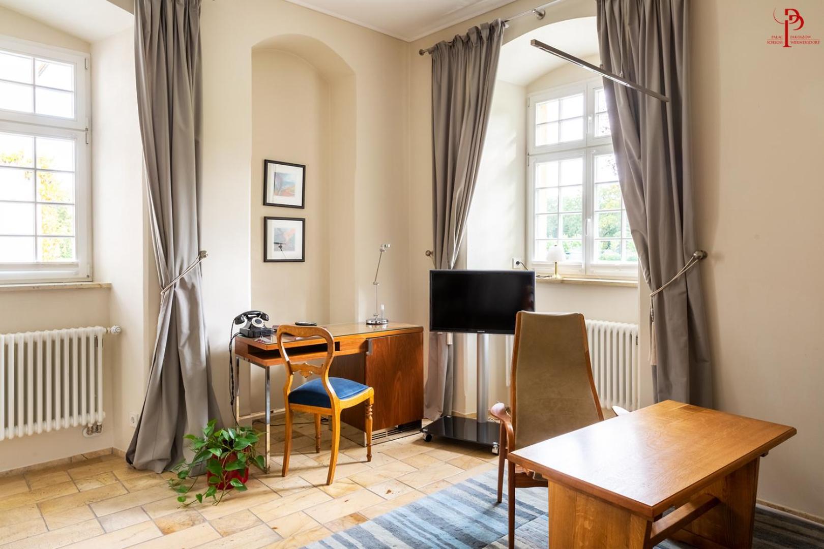 Palac Pakoszow Schlosshotel Wernersdorf Jelenia Gora Ngoại thất bức ảnh Office of the mayor of the city