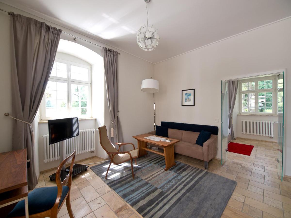 Palac Pakoszow Schlosshotel Wernersdorf Jelenia Gora Ngoại thất bức ảnh The living room